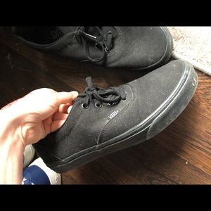 Size 10 women’s all black low vans